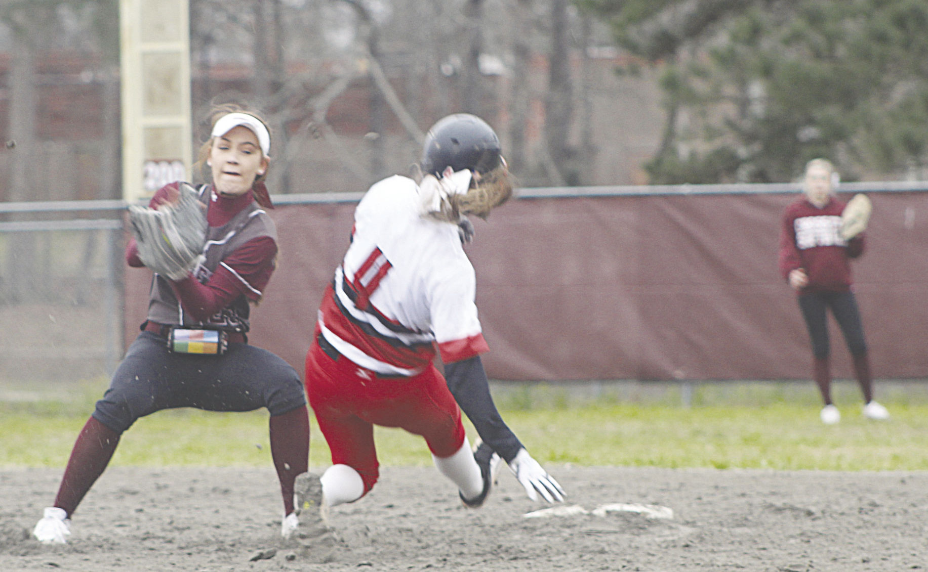 Lady Eagles fall to Hermits, Magnolia up next